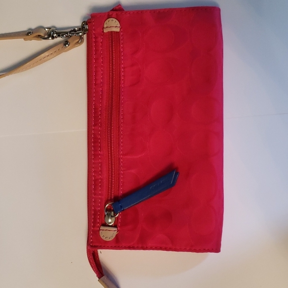 Coach Legacy Signature Zip Wallet/Wristlet - Picture 4 of 7